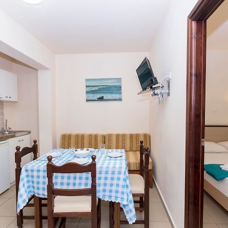 Mandy Suites Kíssamos Esterno foto