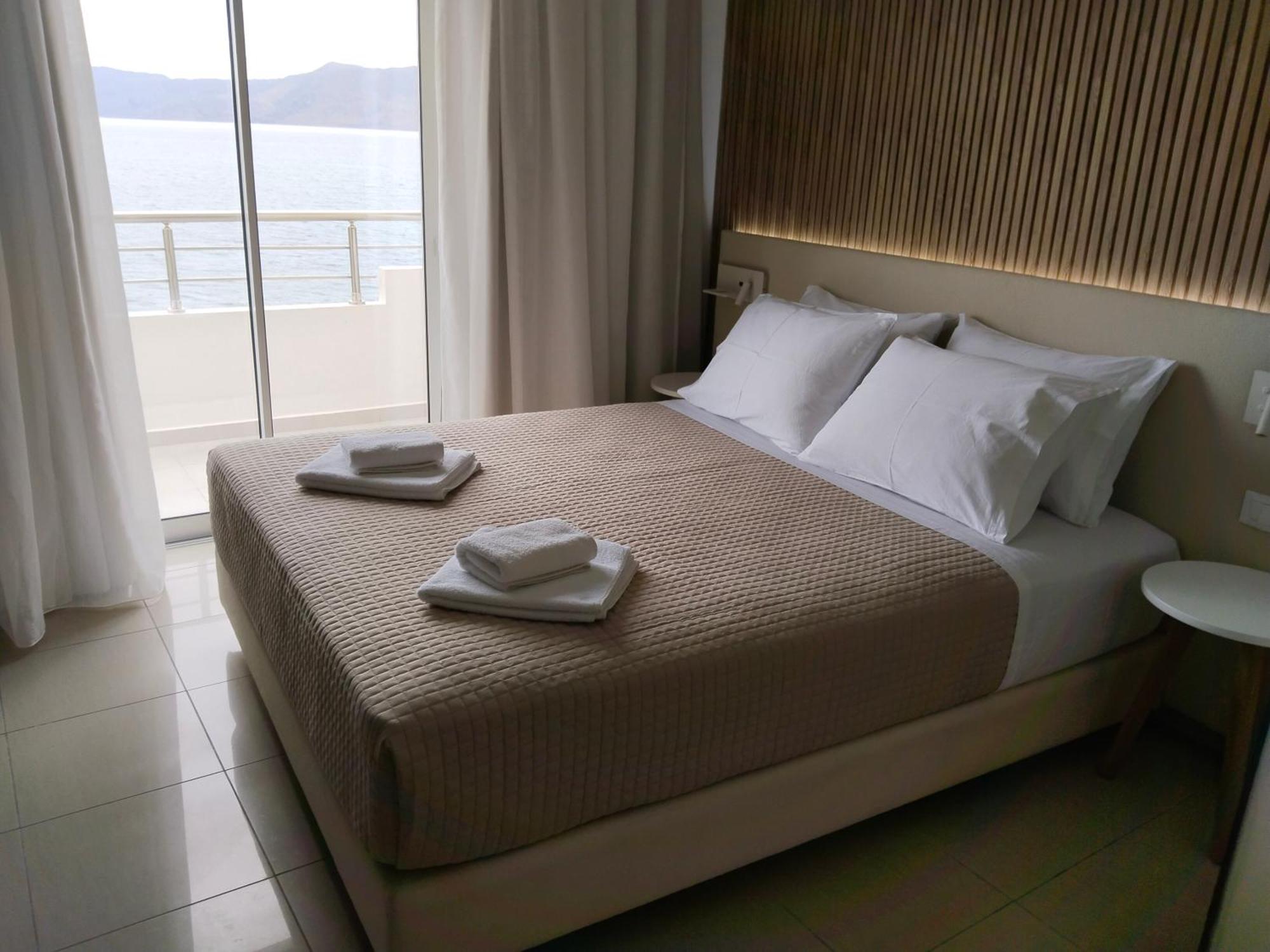 Mandy Suites Kíssamos Esterno foto